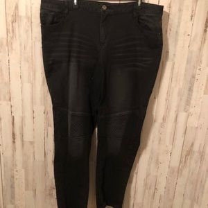 Black almost famous moto skinny jeans 22